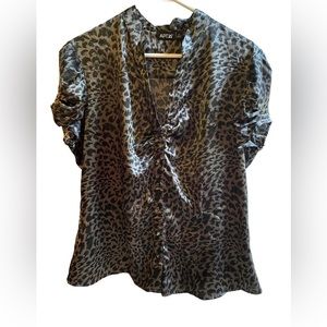Apt 9 Black Animal Print Button Up Blouse Size Xl